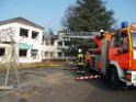 Feuer in leerstehenden Firmengebaeude Koeln Ostheim P15
